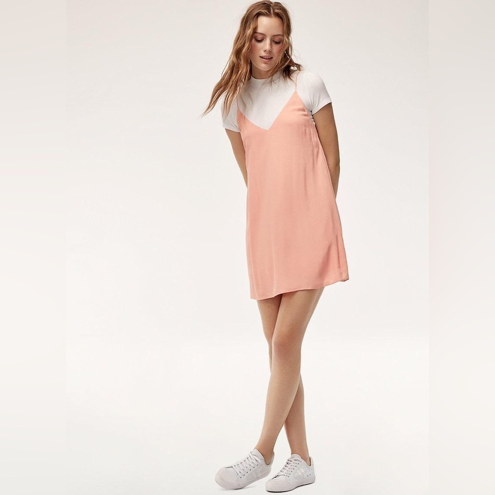 Aritzia Wilfred Free Vivienne Pink V Neck Mini Camisole Minimalist Slip Dress